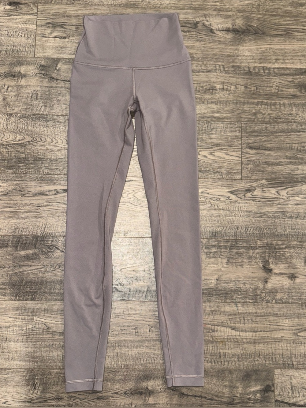 Lululemon Train High-Rise Soft Sz 4 Light Purple Athleisure Gym Yoga
